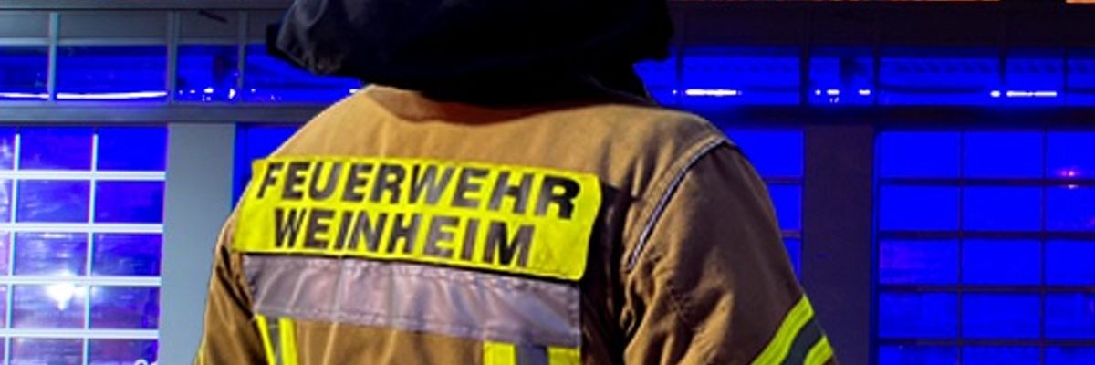 FW Weinheim: Sicher ins neue Jahr - Richtiges Verhalten mit Feuerwerkskörpern und Silvester-Sicherheit