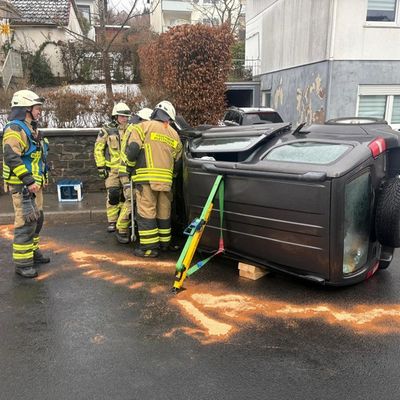 FW-PL: Verkehrsunfall und Heimrauchmelder in Holthausen