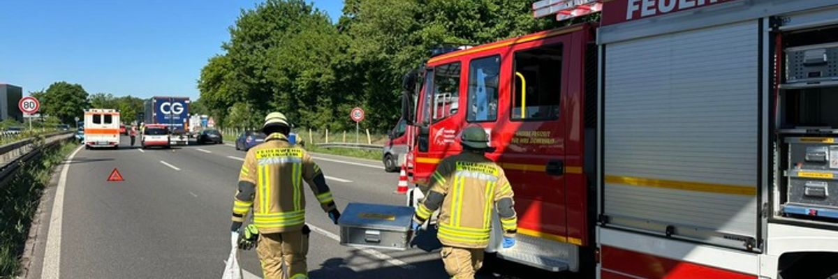 FW Weinheim: Verkehrsunfall sorgt auf der B38 in Weinheim für Stau am Montag vormittag