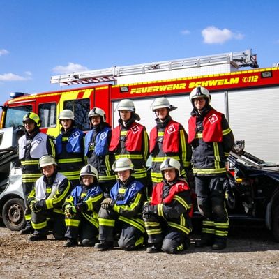 FW-EN: Erfolgreich abgeschlossene Grundausbildung Modul "Technische Hilfeleistung" der Feuerwehr Schwelm