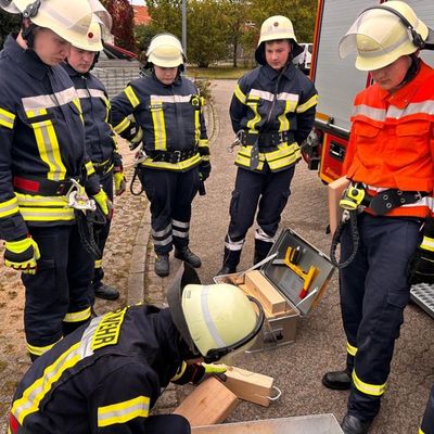 FFW Bergen: Erfolgreicher Abschluss der QS 2 Ausbildung bei der Stadtfeuerwehr Bergen & Gemeindefeuerwehr Lohheide