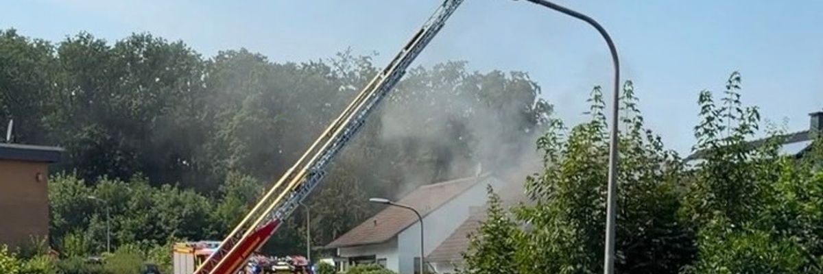 FW-EN: Feuer im Eulenweg - Extreme Belastung für die Einsatzkräfte
