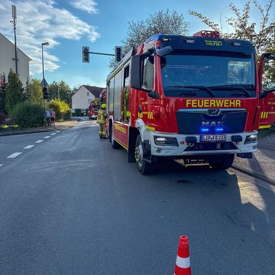 FW-DT: Rauchwarnmelder macht Nachbarn auf angebranntes Kochgut aufmerksam