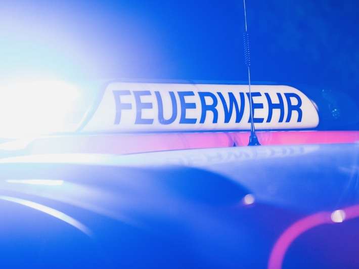 FW Hünxe: eCall alarmiert Rettungskräfte