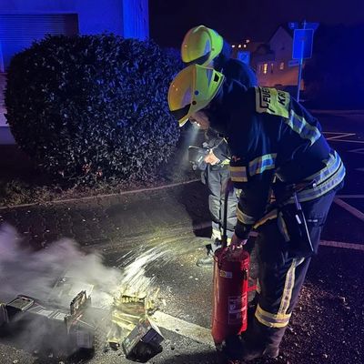 Feuerwehr MTK: Ruhige, aber arbeitsreiche Silvesternacht für die Feuerwehren im Main-Taunus-Kreis