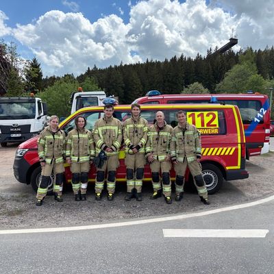 FW Konstanz: Vier erste Plätze beim 3. Schonacher Schanzenlauf für die Konstanzer Feuerwehr
