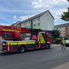 FW Lehrte: Schneller Einsatz der Feuerwehr verhindert Brandausbreitung im Mehrfamilienhaus