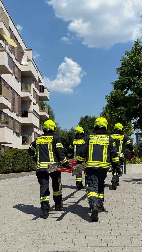 Feuerwehr MTK: Vier Einsätze bei extremer Hitze: Feuerwehr Hattersheim am Main gefordert
