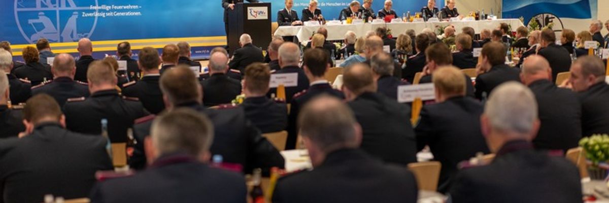 FW-LFVSH: Presseeinladung zur Landesfeuerwehrversammlung am 10. Mai in Neumünster - mit Feuerwehrmesse und ertsmalig mit Talkrunde