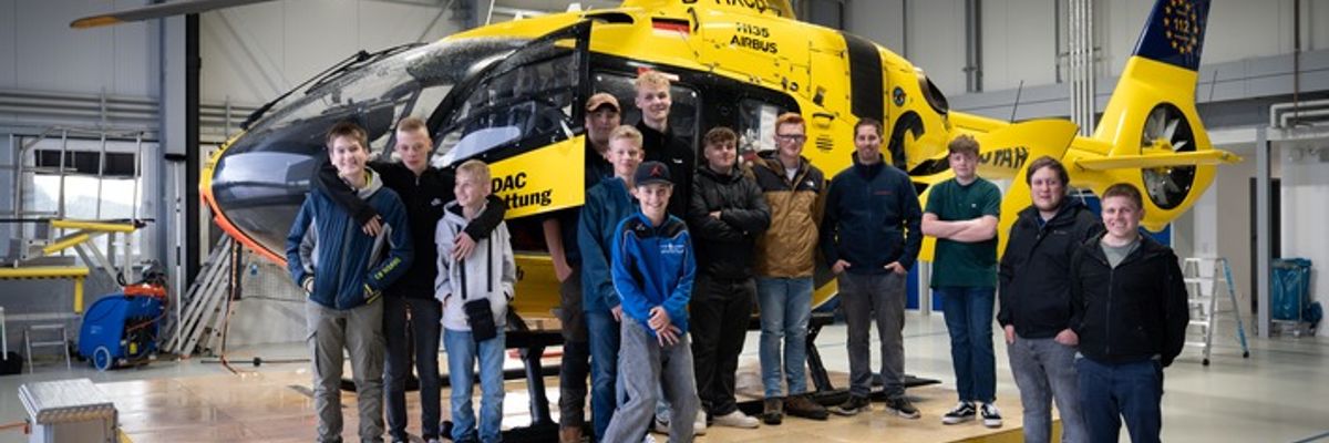 FW-OE: Jugendfeuerwehr Halberbracht besucht Rettungshubschrauber Christoph 25 in Siegen