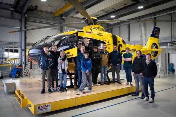 FW-OE: Jugendfeuerwehr Halberbracht besucht Rettungshubschrauber Christoph 25 in Siegen