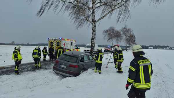 FW Celle: Verkehrsunfall in Hustedt