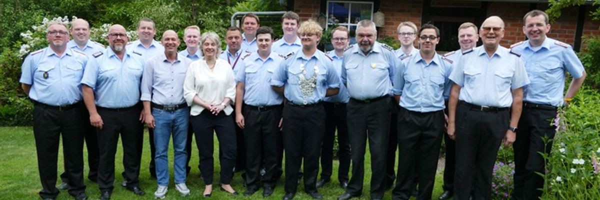 FW Südheide: Sommerfest der Freiwilligen Feuerwehr Beckedorf Wolfgang Bernhardt für 50-jährige Mitgliedschaft in der Freiwilligen Feuerwehr geehrt