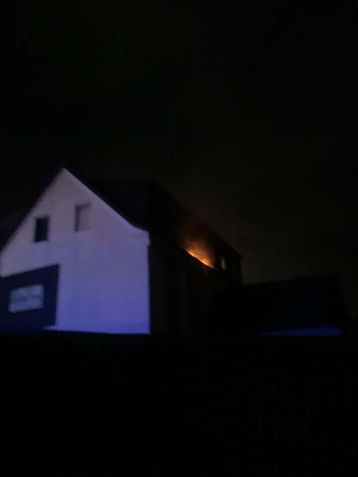 FW-DO: Dachstuhlbrand an der Wittbräucker Straße