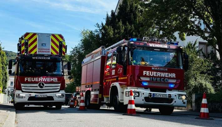 FW Weinheim: Defekte Hydraulikleitung und Brandmeldeanlage lösen Feuerwehreinsätze aus