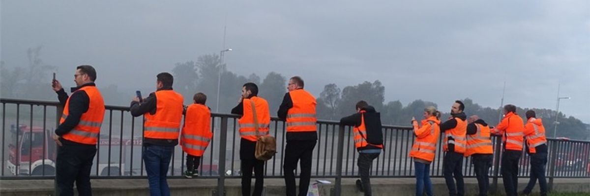 FW Reichenau: Brennendes Fahrzeug im Tunnel - Feuerwehren üben den Ernstfall - Brandschutzübung im Tunnel Waldsiedlung B33 - Tunnel-Waldsiedlung, 11.10.2025