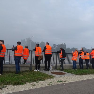 FW Reichenau: Brennendes Fahrzeug im Tunnel - Feuerwehren üben den Ernstfall - Brandschutzübung im Tunnel Waldsiedlung B33 - Tunnel-Waldsiedlung, 11.10.2025
