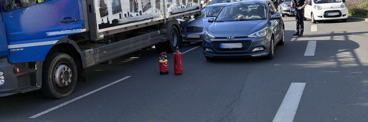 FW-MH: FW-MH: Verkehrsunfall Mülheim-Stadtmitte