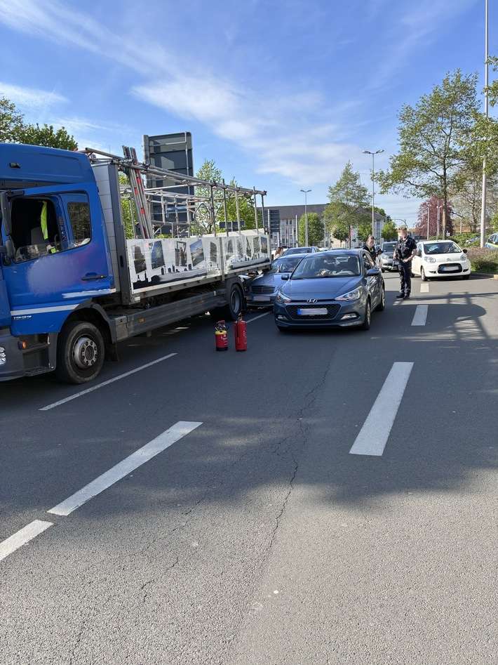 FW-MH: FW-MH: Verkehrsunfall Mülheim-Stadtmitte