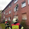 FW-AUR: Essensreste auf Herdplatte verkohlt