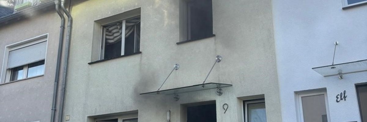 FW-Velbert: Wohnungsbrand auf dem Geranienweg