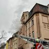 FW-E: Wohnungsbrand in einem Mehrfamilienhaus - Mehrere Menschen und Tiere über Drehleitern gerettet