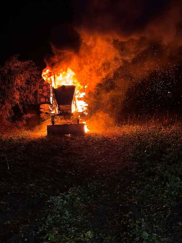 FW-Schermbeck: Traktorbrand