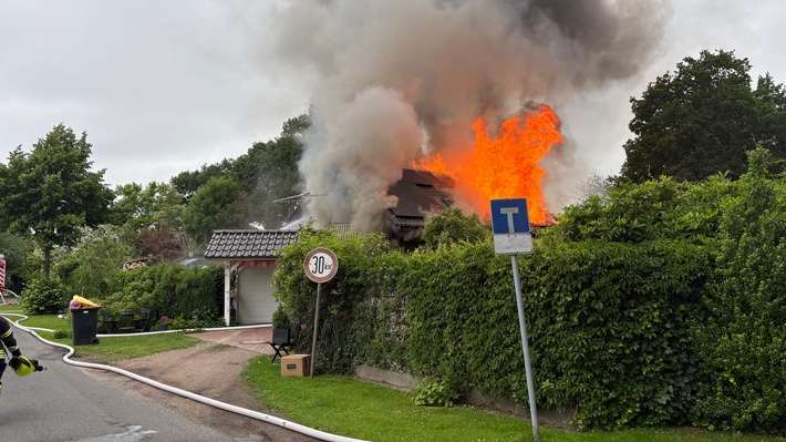 FW-ROW: Brand Söhlingen - Gebäudebrand in Söhlingen