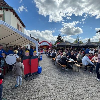 FW Weinheim: Sulzbach feiert seine Feuerwehr. Tag der offenen Tür zieht viele Besucher an