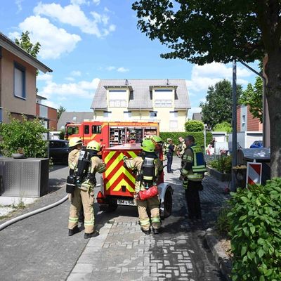 FW Pulheim: Gasausbruch durch Bauarbeiten