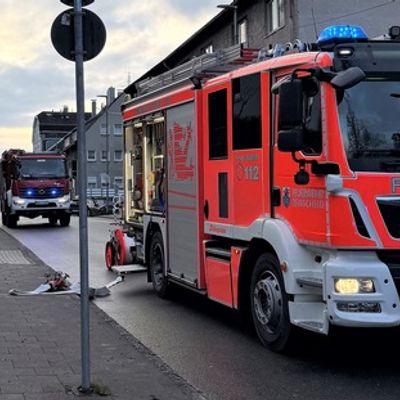 FW-RS: Küchenbrand in Mehrfamilienhaus in der Edelhoffstraße
