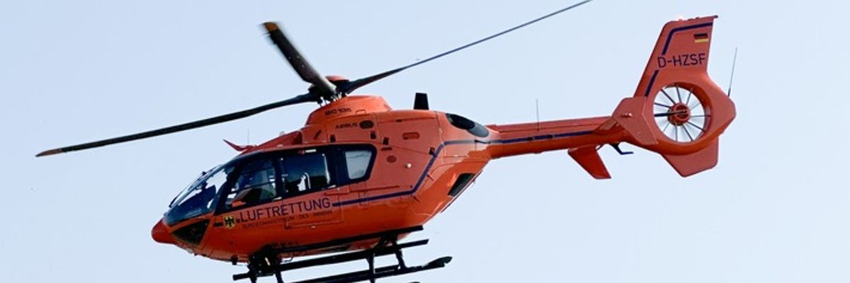FFW Schwalmtal: Schwerer Verkehrsunfall zwischen Motorrad und Pkw