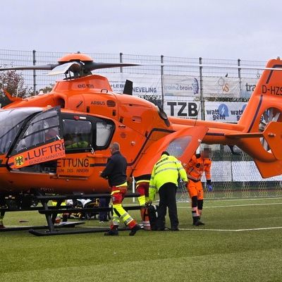 FW-EN: Verkehrsunfall auf der Elberfelder Straße und Einsatz eines Rettungshubschraubers