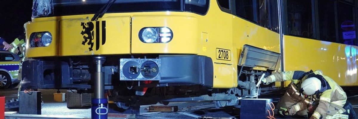 FW Dresden: Informationen zum Einsatzgeschehen von Feuerwehr und Rettungsdienst in der Landeshauptstadt Dresden vom 27. Oktober 2026
