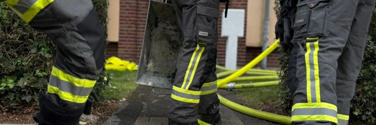FW-WRN: Wohnungsbrand in der Bergstraße