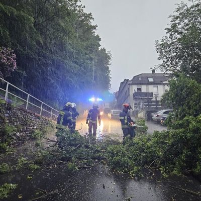 FW-EN: Feuerwehr Wetter (Ruhr) am Wochenende 8x gefordert