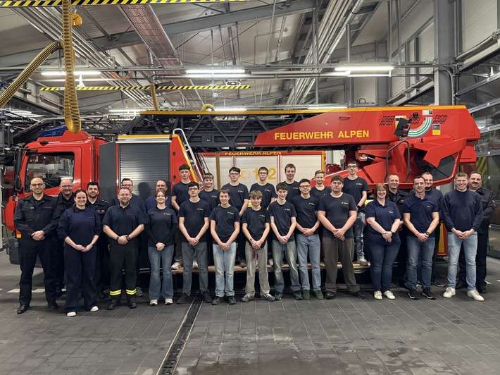 FW Alpen: Erste Jahreshauptversammlung der Jugendfeuerwehr Alpen