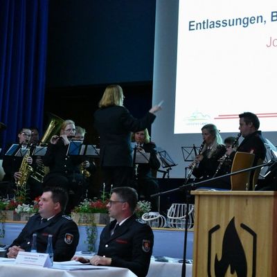 FW Wenden: Jahresdienstbesprechung der Feuerwehr Wenden