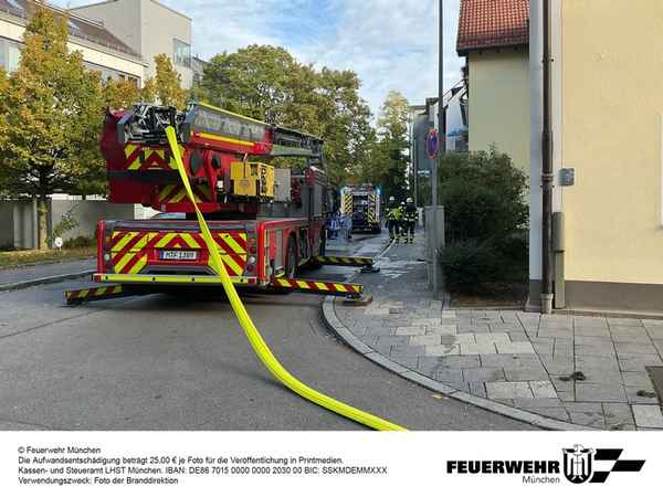 FW-M: Zwei Katzen bei Zimmerbrand verstorben (Am Westkreuz)