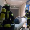 FW Celle: Feuer in Kinderklinik und Verkehrsunfall - die Celler Feuerwehr übte heute den Ernstfall im AKH und auf dem Wilhelm-Heinichen-Ring!