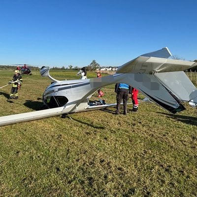 KFV Bodenseekreis: Ultraleichtflugzeug überschlägt sich