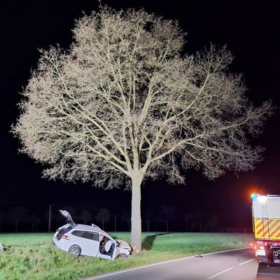 FW Sonsbeck: Verkehrsunfall auf der Balberger Straße