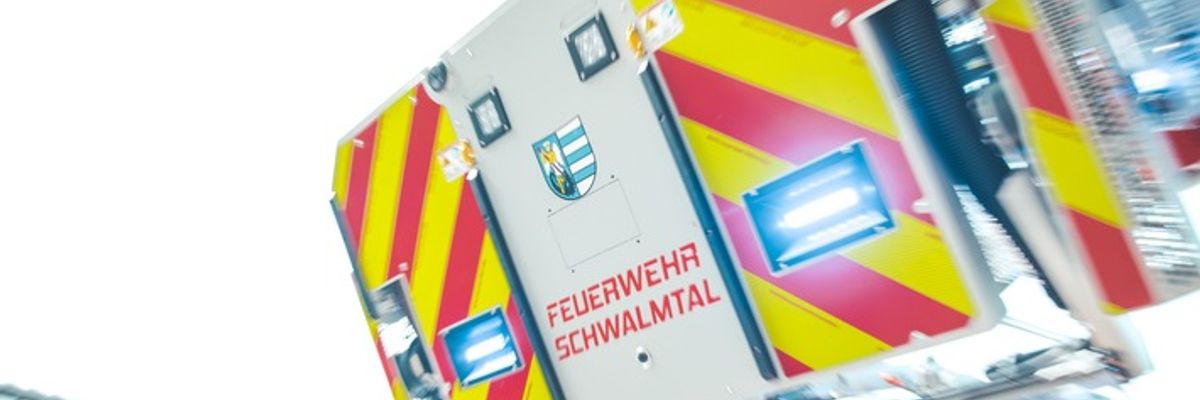 FFW Schwalmtal: Wohnungsbrand in Amern verhindert - Gartenhütte in Flammen
