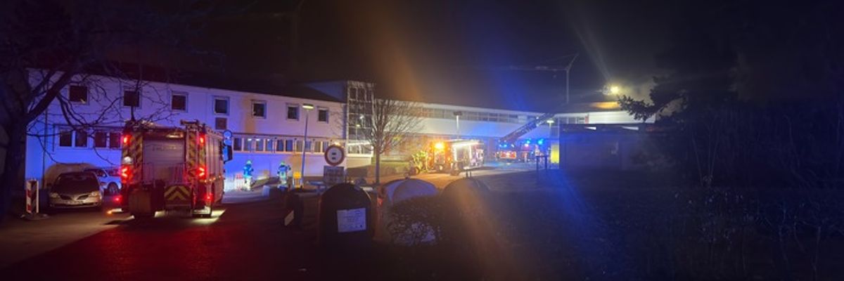 FW-DT: Feuer 3 an Realschule 1