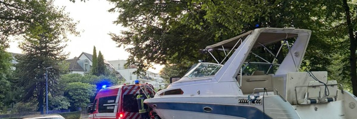 FW-NE: Motorschaden mit Rauchentwicklung auf Sportboot | Keine Verletzten