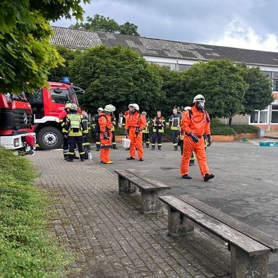 FW-ROW: Gefahrstoffeinsatz an Berufsbildender Schule in Zeven