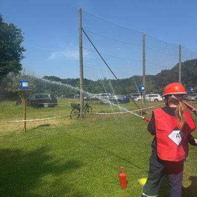 FW-ROW: 75 Jahre Feuerwehr Minstedt - Stadtfeuerwehrfest begeistert mit spannenden Wettbewerben und großem Gemeinschaftsgeist