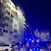 FW Bremerhaven: Feuerwehr rettet Person aus brennender Wohnung