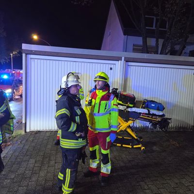 FW Datteln: Wohnungsbrand am Neuer Weg - Eine Person verletzt