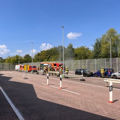 FW Mechernich: Löschzug 4 trainiert auf dem Übungsgelände in Düren-Stockheim